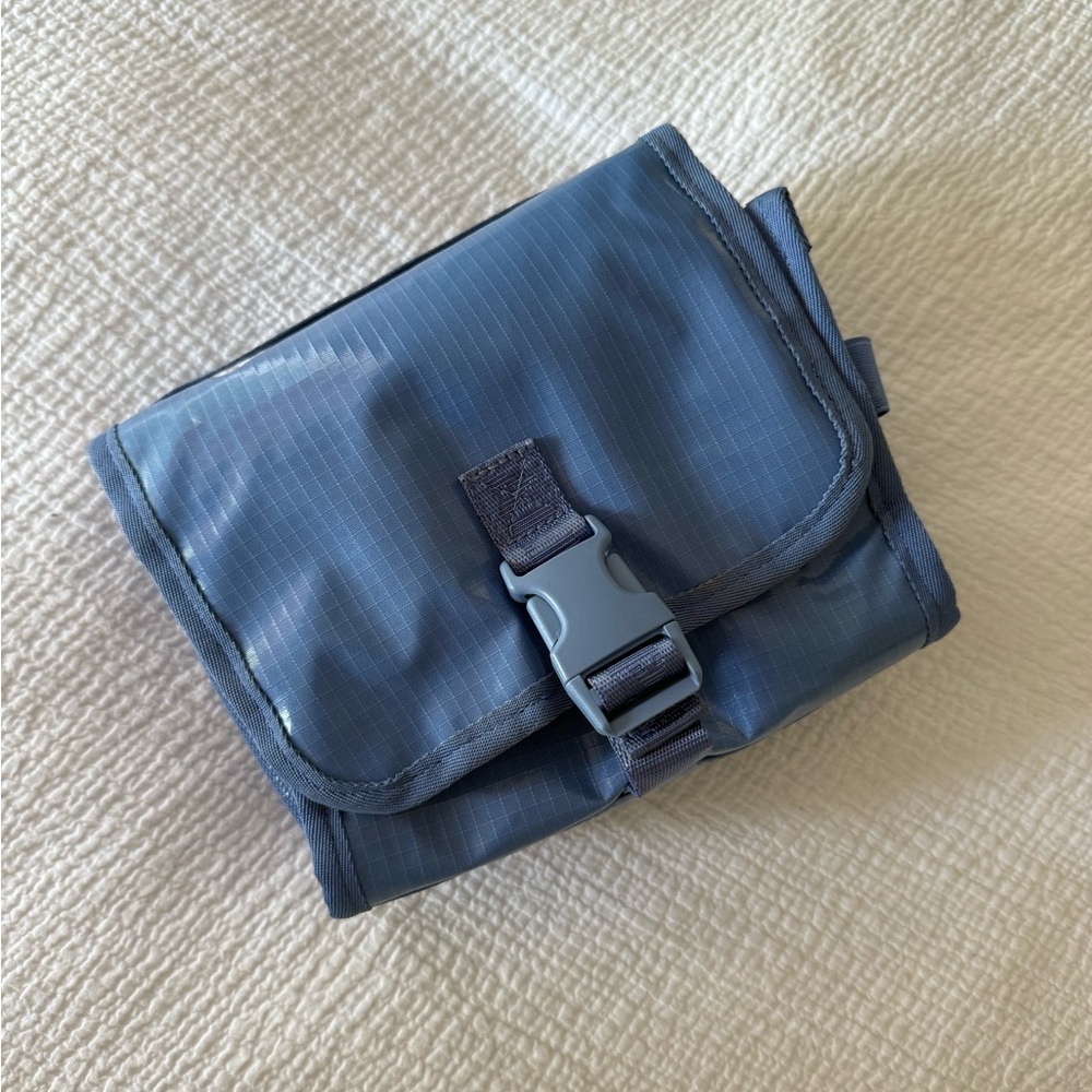 Calpak hanging toiletry bag